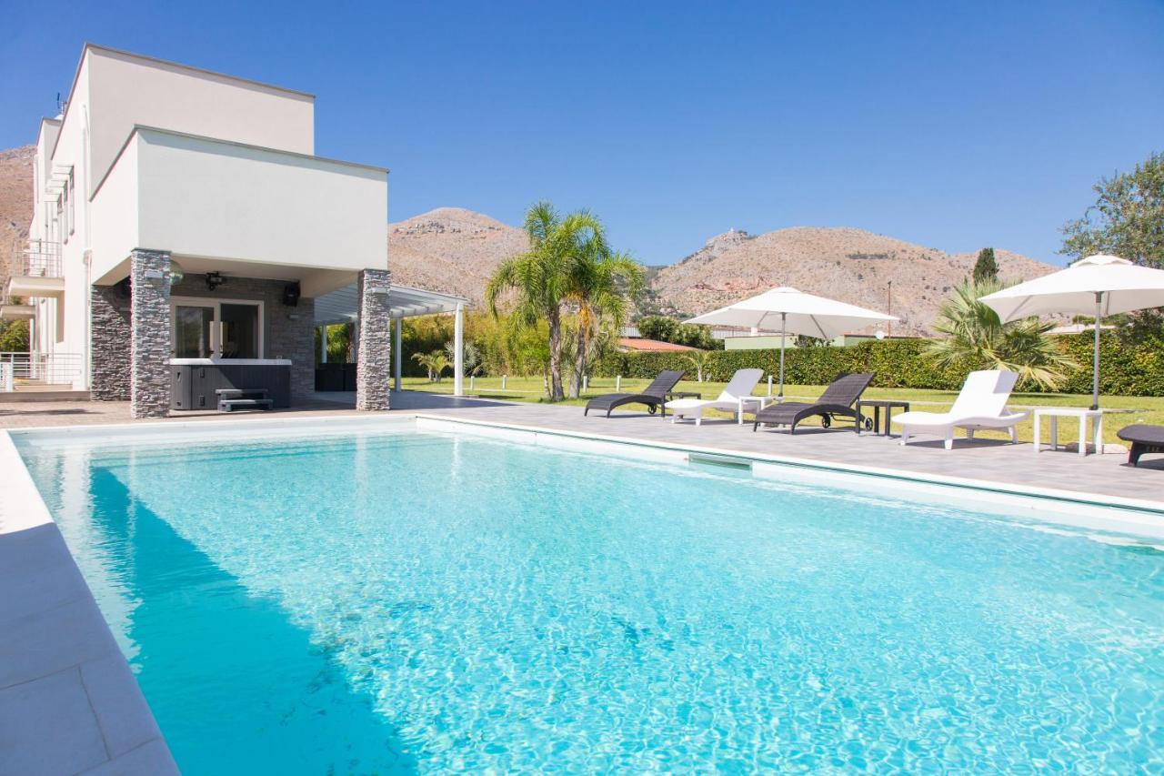 מונדלו Luxury Villa Spa מראה חיצוני תמונה