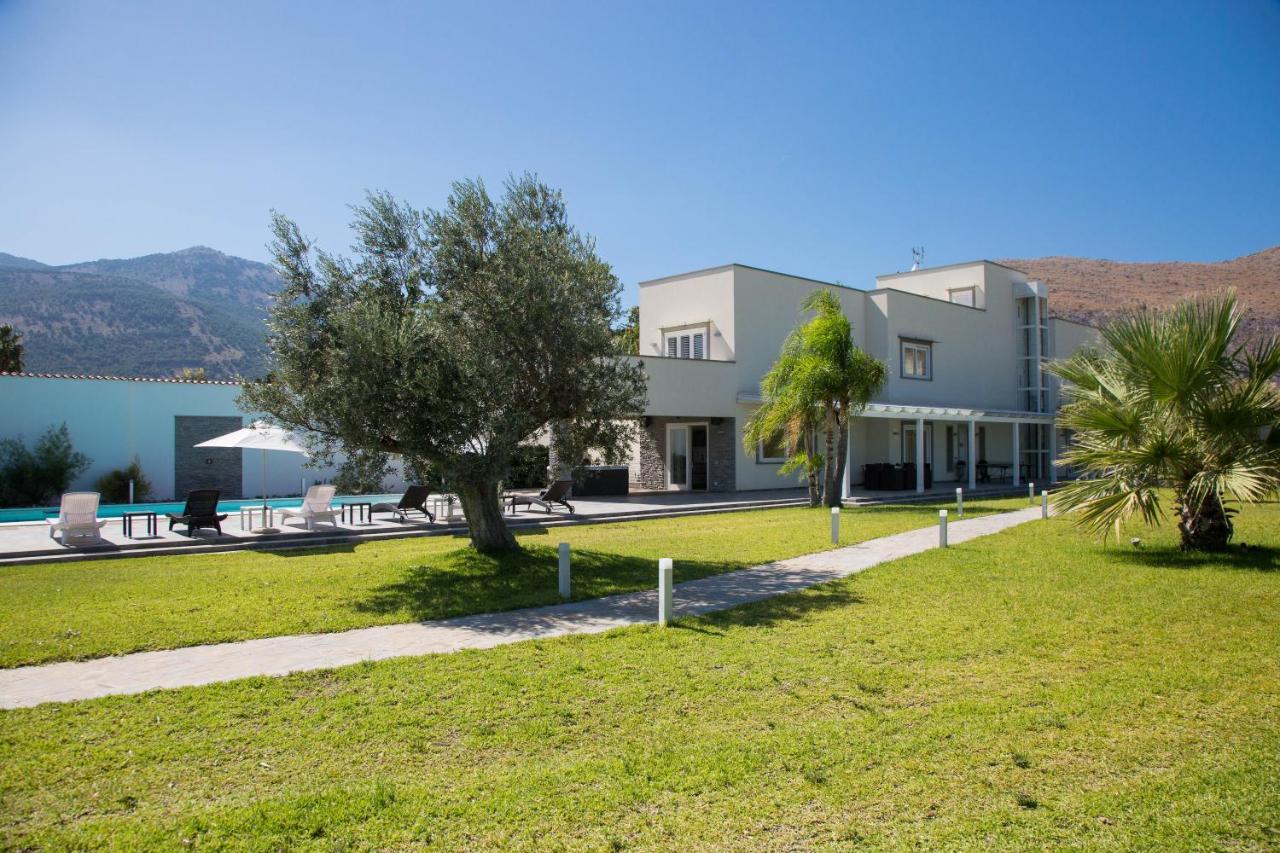 מונדלו Luxury Villa Spa מראה חיצוני תמונה